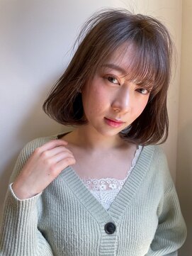 イオエ(ioe) イメチェン/外ハネボブ/ワイドバング/ブルーブラック/美髪