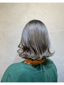 メイナ(MENA by safaria) 外はねボブ