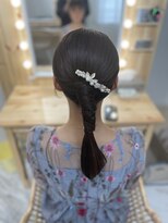 グラムール(Gramour)&nbsp;ポニーテールアレンジ