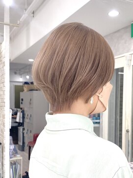 プライズ 表参道原宿店(prize) ブリーチミルクティーベージュクールショート　【原宿】