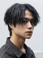 ツイストスパイラルパーマセンターパートメンズマッシュウルフ