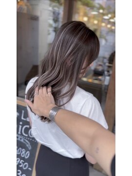 ヘア ラボ ニコ 藤沢店(hair Labo nico...) ベージュ系コントラストハイライト