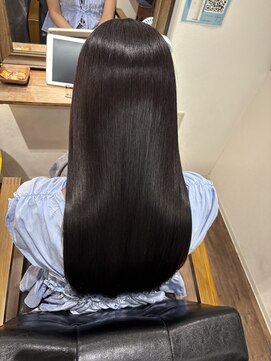 レアワンハナレ センター北美容院(lea/1 HANARE) アルカリ酸熱トリートメント×ダークカシスカラー