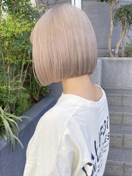 ローサバイ アルティナ 横浜店(Rosa by artina) ホワイトブロンド/ハッシュボブ/パールベージュ/エンドカラー