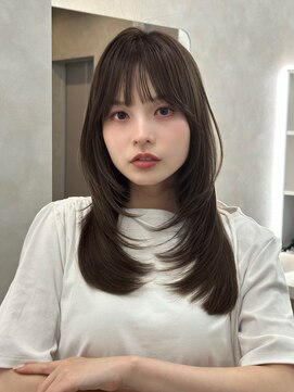 オムニス 表参道(Omnis) 韓国暗髪ハイレイヤーミディアムロング20代30代小顔顔周りカット
