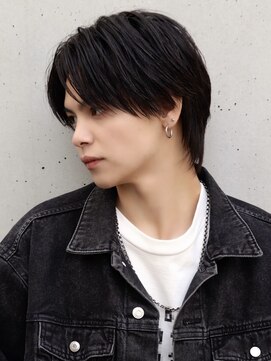 メンズセンターパートウルフ毛流れショートコンマバング