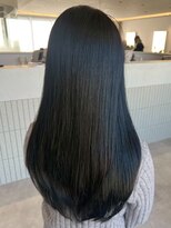 ビビバイベル(BiVi by BHEL) 桑名ロングレイヤーカットハッシュカット透明感カラー重めロング
