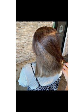 ヘアーリゾートガーデン 南柏店(Hair Resort Garden) インナーカラー×プラチナベージュ