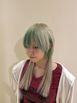 セブンベルベット(7 Velvet)&nbsp;ホワイトベージュ×グリーン