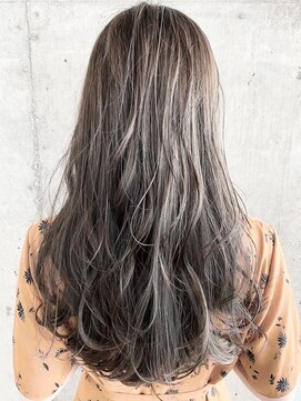 メーヴェ(Mowen) mowen南堀江 ウェットヘアxコテ巻き×ビターグレージュ