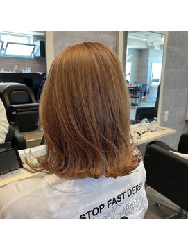 アンダーバーホワイト 栄店(_WHITE) ピンクベージュ