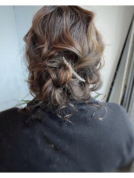 ヘアリラクゼーションリノ (Hair Relaxation Lino) シニヨンアレンジ×結婚式お呼ばれヘア