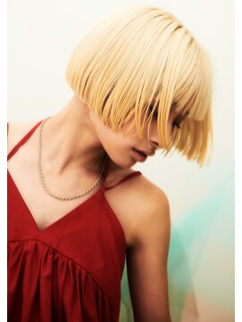 エヌ(N) リップラインボブ