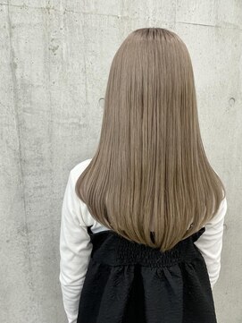 エム インターナショナル 春日部本店(EMU international) 透け感グレージュ