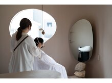 エンネ(enne)の雰囲気（お仕上げまで1人のスタイリストが丁寧に担当いたします）