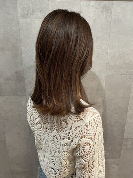 オルブライト(Albright) 外はねくびれミディ