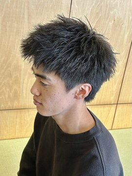 ニアウ 伊勢崎連取店(Niau) 波巻きスパイラルパーマツイストスパイラルパーマシャドウパーマ