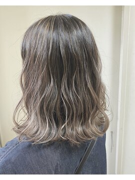 ミリム 栄矢場町店(MIRiM) 【栄矢場町】ハイライトグラデーションカラー