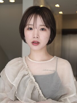 フォト 新宿三丁目(foto) ▽レイヤーショート ミニウルフブリーチなし前髪ミディアム新宿