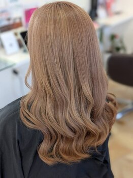 ヘアーズ エム美容室の写真/お得なクーポンご用意！メンテナンスからイメチェンまでお任せ♪技術はもちろん通いやすい価格も魅力◎