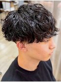 ツイストスパイラルパーマ 黒髪 刈り上げ ツーブロック
