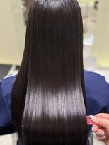 リー 尼崎(Lee)&nbsp;髪質改善カラー艶カラートリートメントレイヤーカットハイトーン