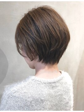 シェノン 西梅田(CHAINON) 前髪/レイヤーボブ/ショートボブ/アッシュカラー/ウェット