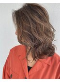 ベージュ×ハイライト