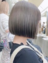リール 銀座(R'EEL) 切りっぱなしミニボブと地毛風ストレート