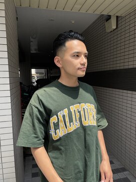 ウェルネス(Wellness) スパイラルツーブロックマッシュアップバングコンマヘア85