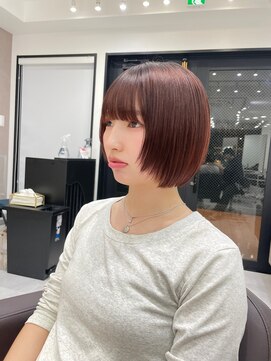アイズ 横浜(IS) 横浜/mikiya指名/顔周りレイヤー/切りっぱなしボブ