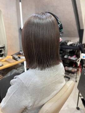 ヘイリー(HAILEY) 【ブリーチなし】カラーでWカラー/グレージュ【つや髪】