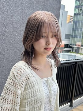 ローレン(Lolen.) ミルクティーベージュ/ミディアムくびれヘア