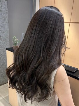 ビームズ トータルビューティー 西中島店(Bee ms Total Beauty) ゆるふわロングベージュカラーブリーチしない透明感カラー