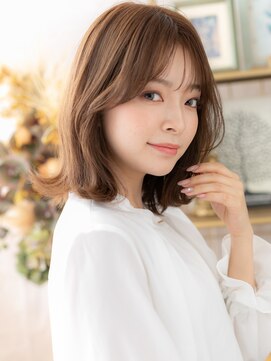 カバーヘア ブリス 上尾西口店(COVER HAIR bliss) 大人ガーリーミディアムレイヤー外ハネパーマA1上尾30代40代