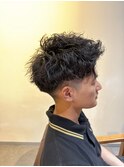 ツイストスパイラル　波巻きパーマ　ホワイトメッシュ　八王子