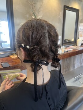 ツインだんごヘア