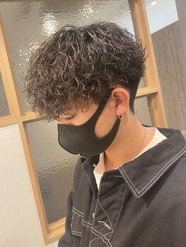 ヘアーデザイン ベルタ(Hair Design BELTA)の写真/【鶴田】メンズパーマ、波巻、ツイストスパイラルなどのトレンドヘアもおすすめ◎メンズクーポンもご用意★