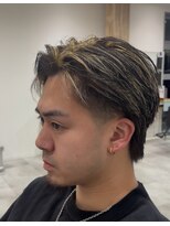 レボ 片町店(Revo)&nbsp;周りと差をつける海外風センターパート！