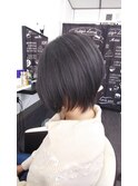 ショートボブ