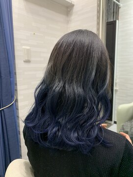 ヘアーグランデシーク(Hair Grande Seeek) グレー×ブルーグラデーション