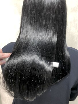 ウプヘアサロン 難しいブリーチ毛への縮毛矯正・ストレートパーマ