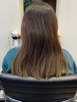 ヘアーメイク ドット(HairMakeDOT) 縮毛矯正+切りっぱなし