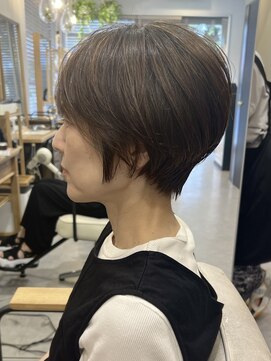 グラッシー センター北店(GLASSI) 白髪ぼかしハイライトでイメチェン★透明感グレージュ★ショート