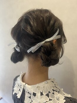 リメイク(Re:MAKE)の写真/結婚式やライブ前のヘアセットに◎特別な日のための華やかで崩れにくいスタイルはプロにお任せ♪[原宿]