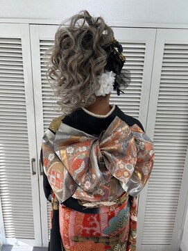 レフア(Lehua) 成人式盛り髪サイドアップ