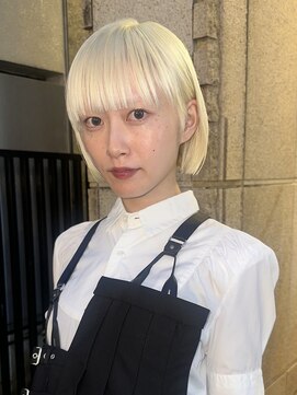 ベチカ(vetica) 抜きっぱなしブリーチ/抜きっぱなしブロンド/ブロンドボブ