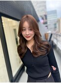 ヘーゼルベージュ　ブリーチなし　レイヤーカット　海外風