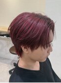 チェリーレッドカラーでかっこよさの違いを見せる!
