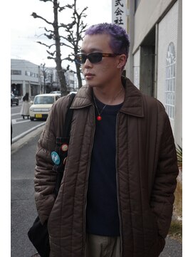 エディ(Edy) スパイキーショートケアブリーチダブルカラー外国人風眉毛カット